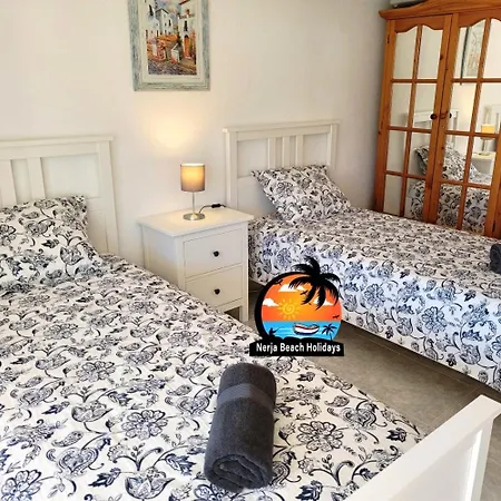 Apartment 2 Bedroom - Coronado *